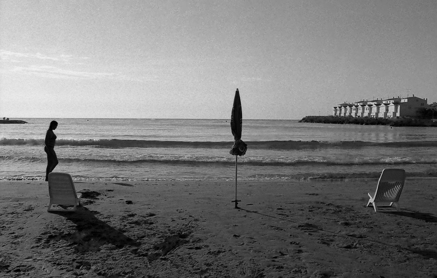 Plage, silhouette du soir