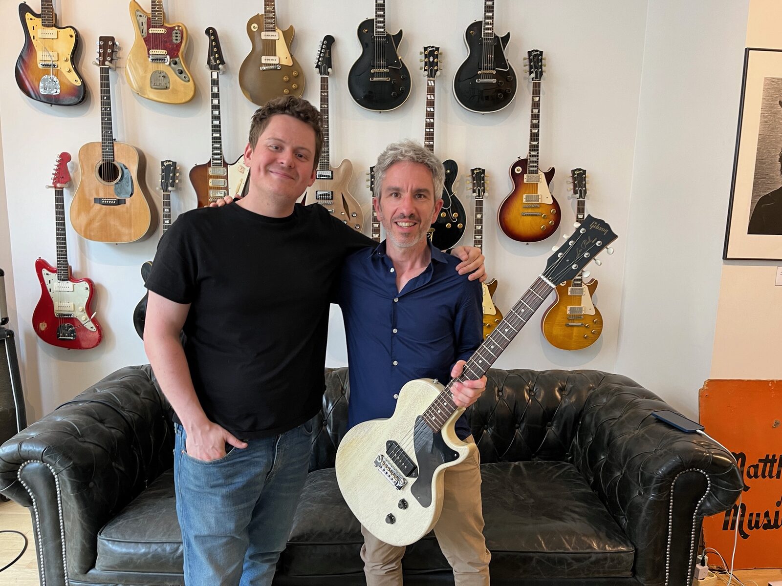 Duo, magasin de guitares